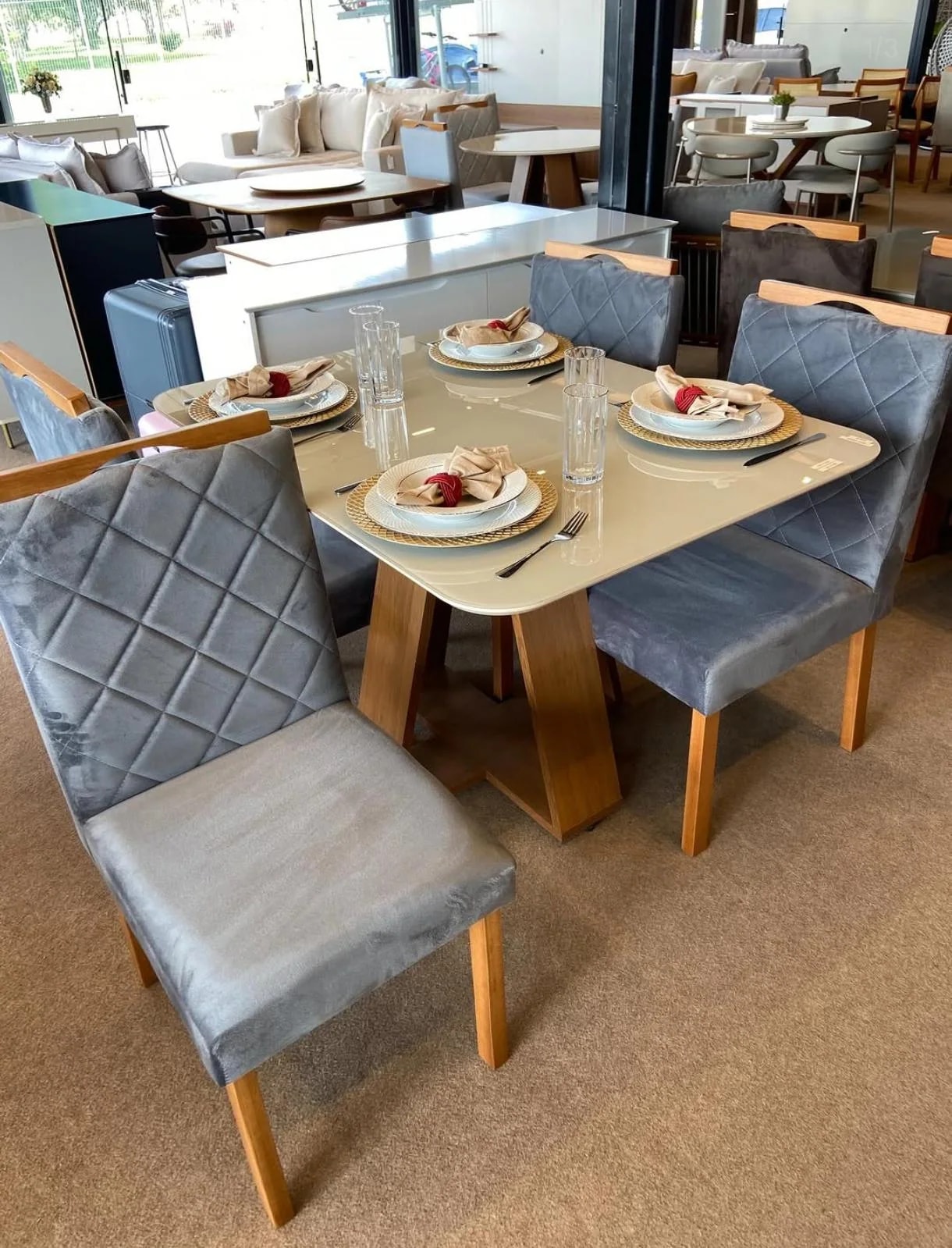 CONJUNTO DE MESA CELESTE 4 LUGARES VELUDO
